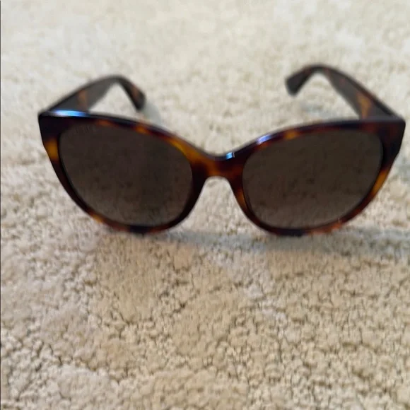 Gucci Polarized Brown Tortoiseshell Sunglasses - Picture 3 of 13